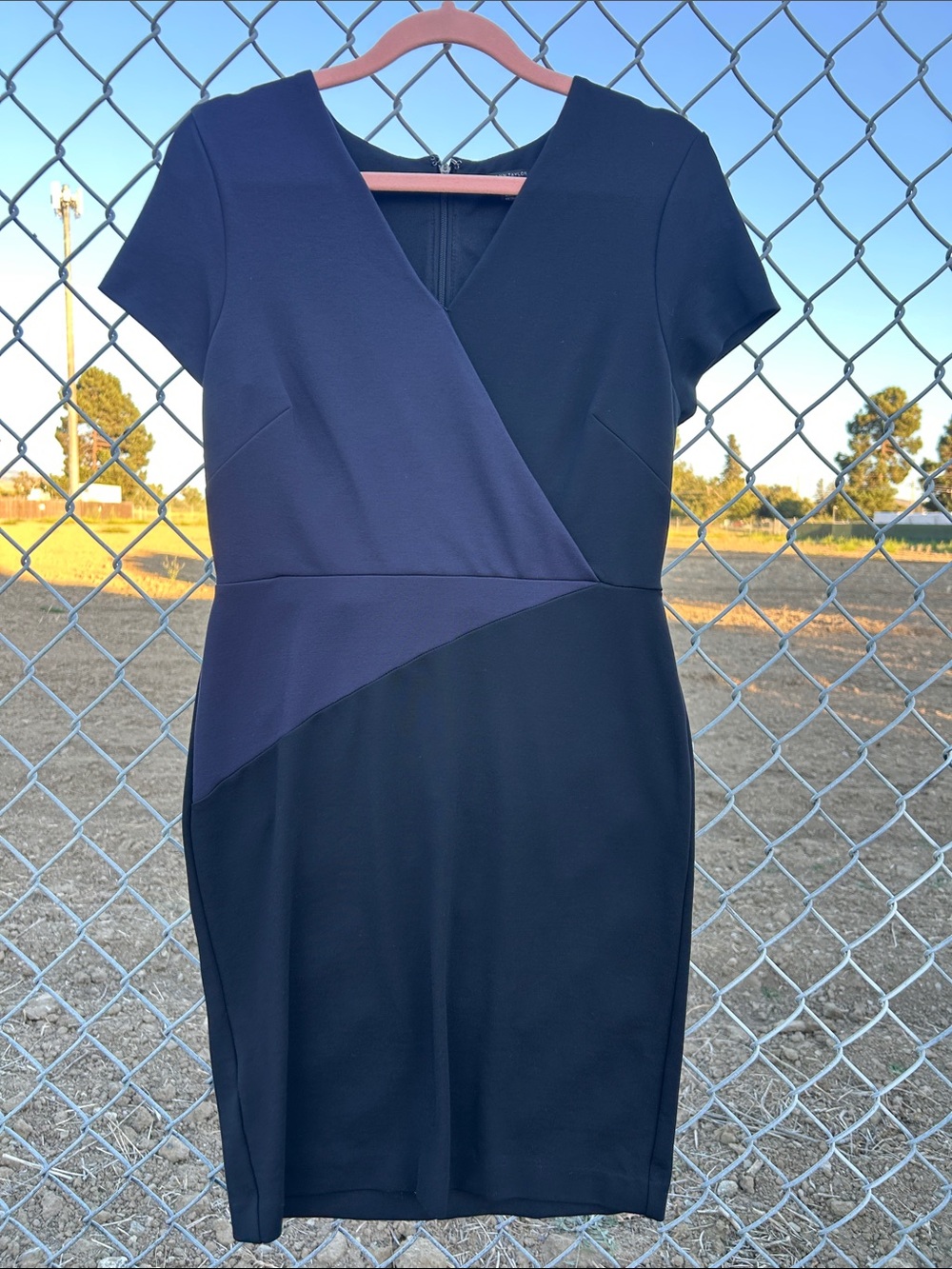 Ann Taylor Women's Navy Colorblock Sheath Dress - Cocktail or Office Dress